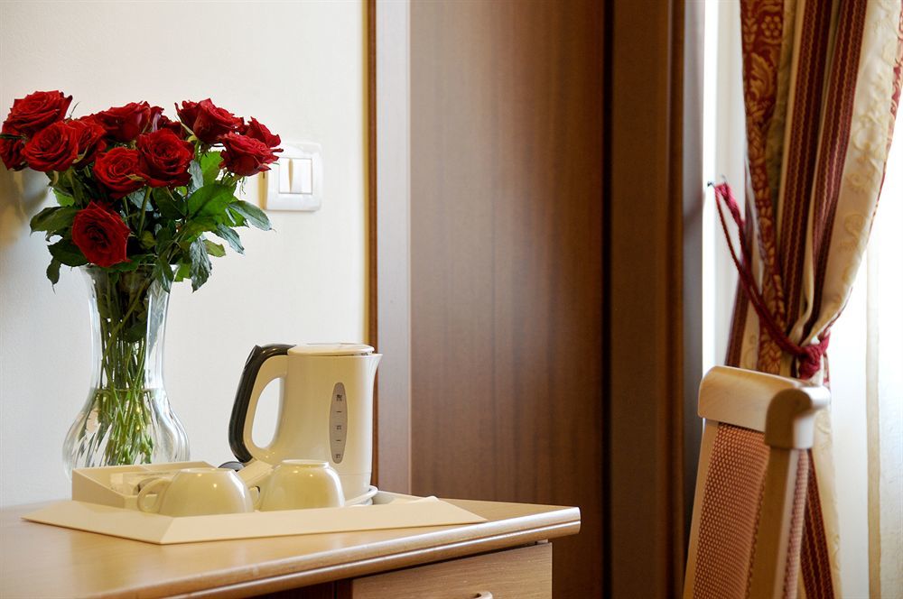 Aramis Deluxe Rooms فلورنس المظهر الخارجي الصورة